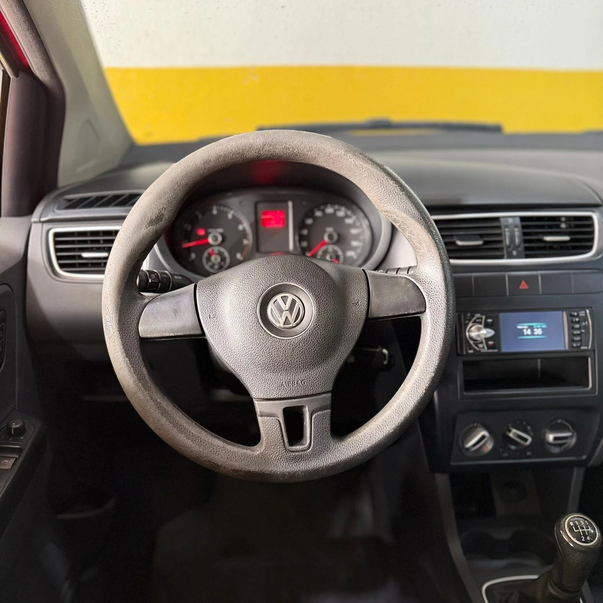 VOLKSWAGEN FOX