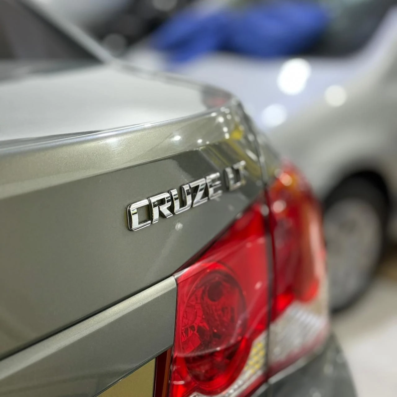 CHEVROLET CRUZE