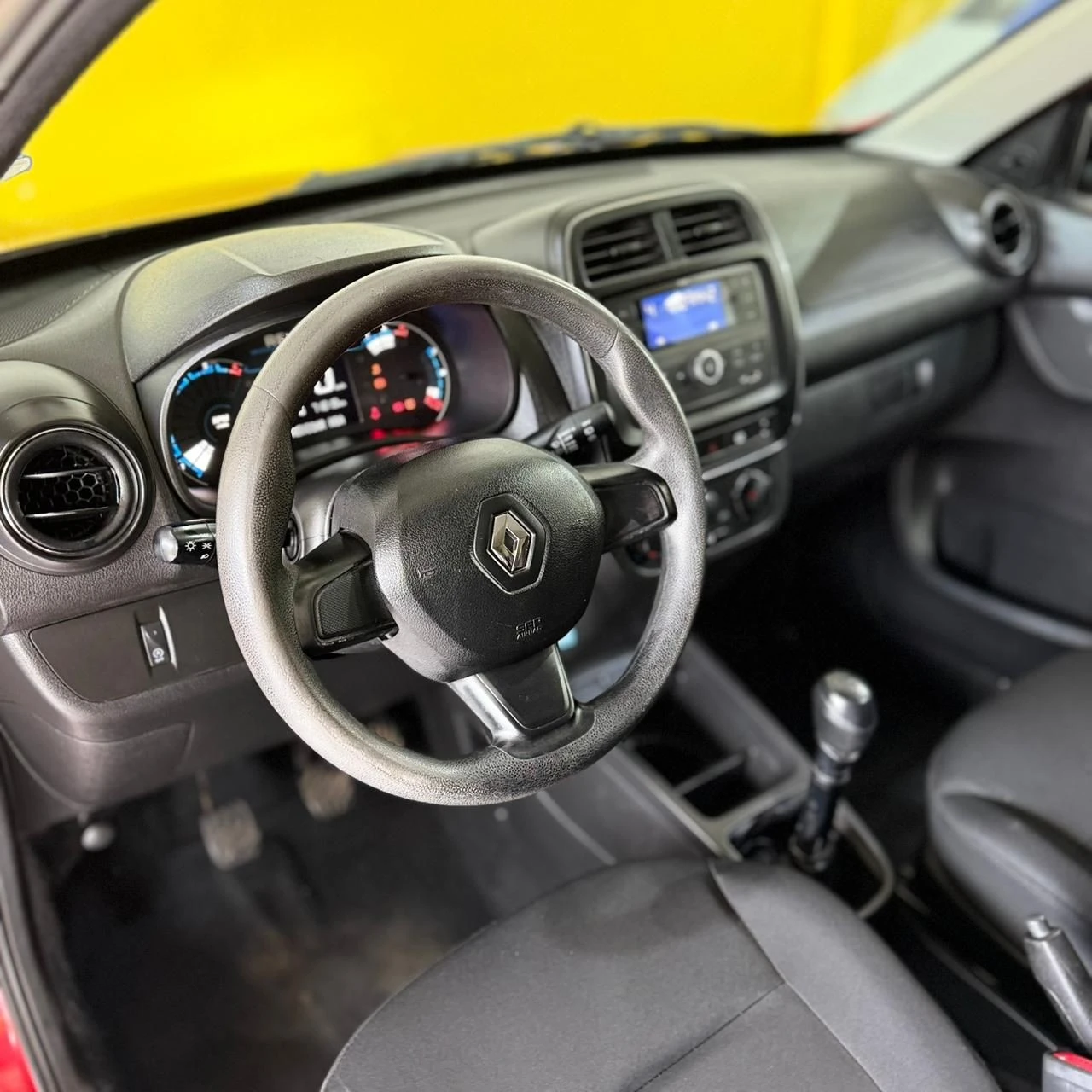 RENAULT KWID