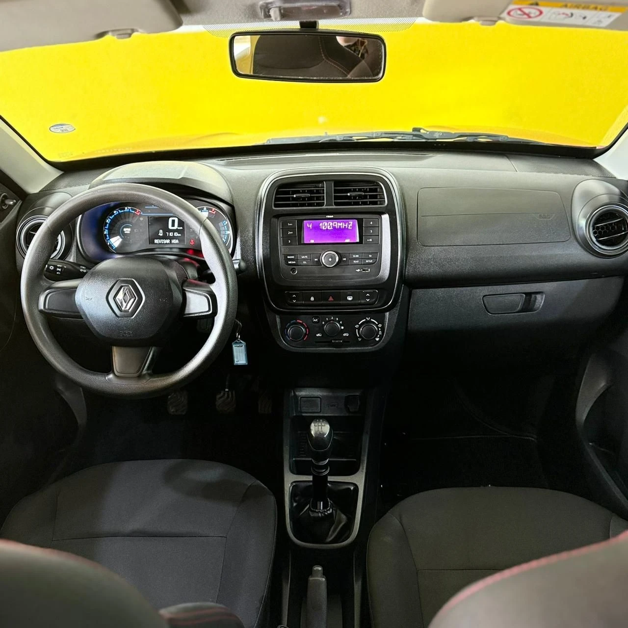 RENAULT KWID