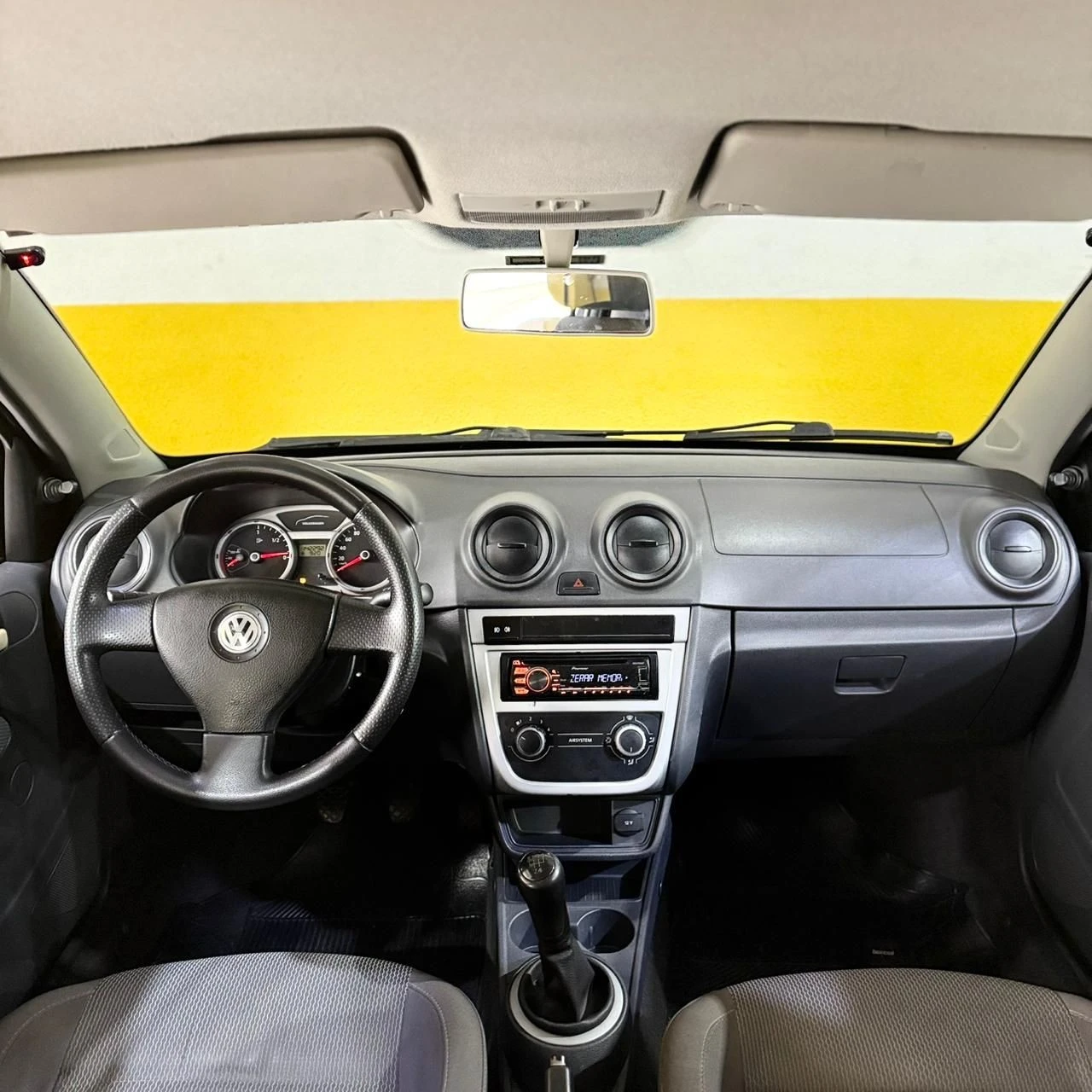 VOLKSWAGEN GOL