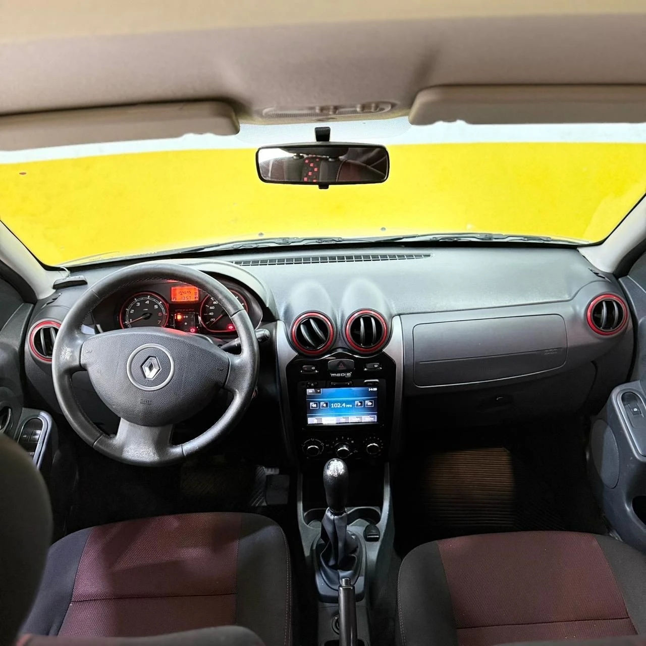 RENAULT SANDERO