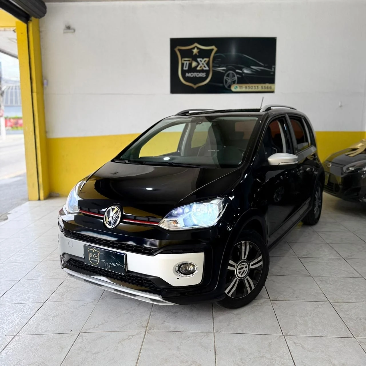 VOLKSWAGEN CROSS UP