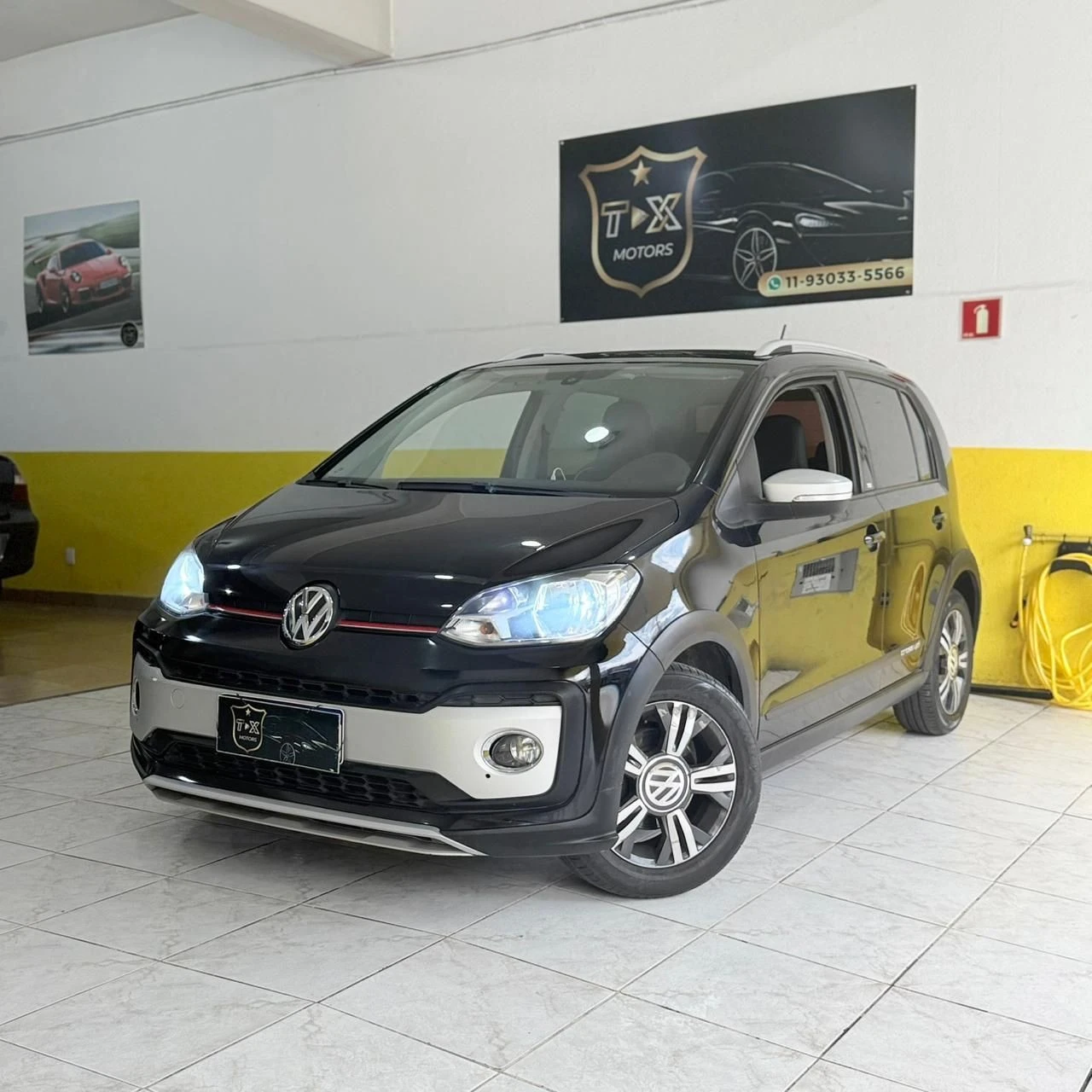VOLKSWAGEN CROSS UP