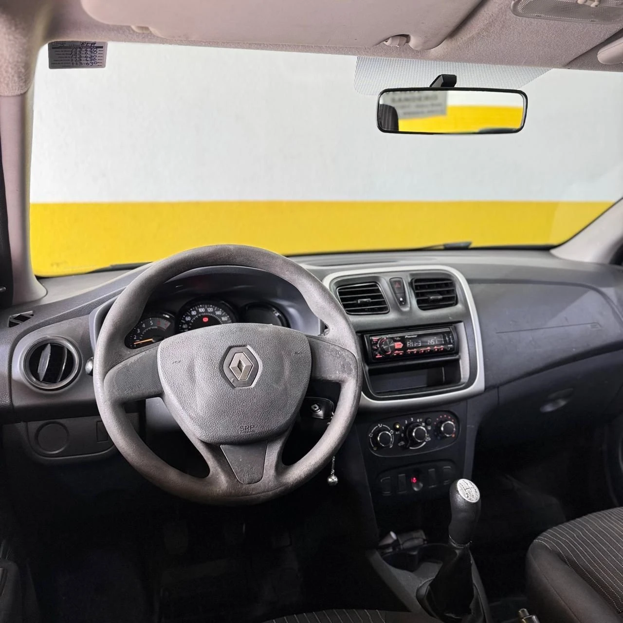 RENAULT SANDERO
