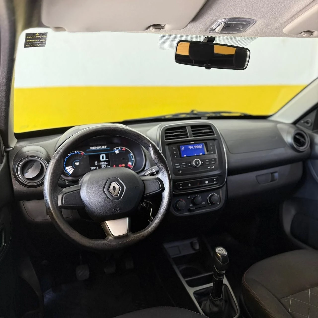 RENAULT KWID