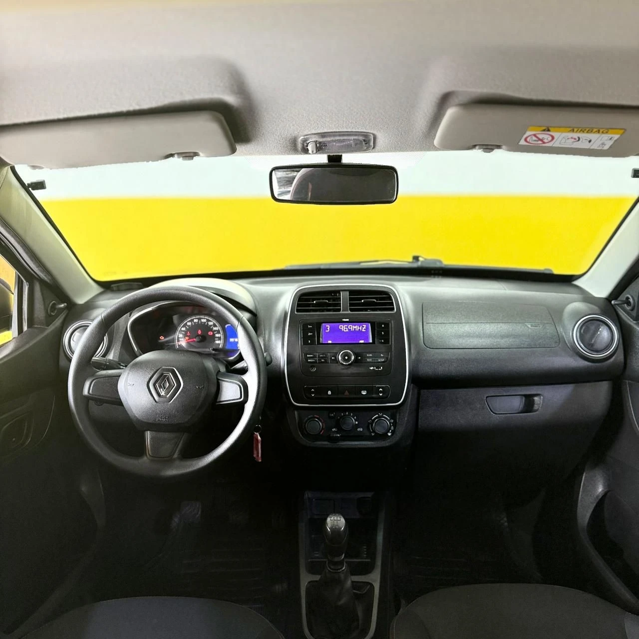 RENAULT KWID