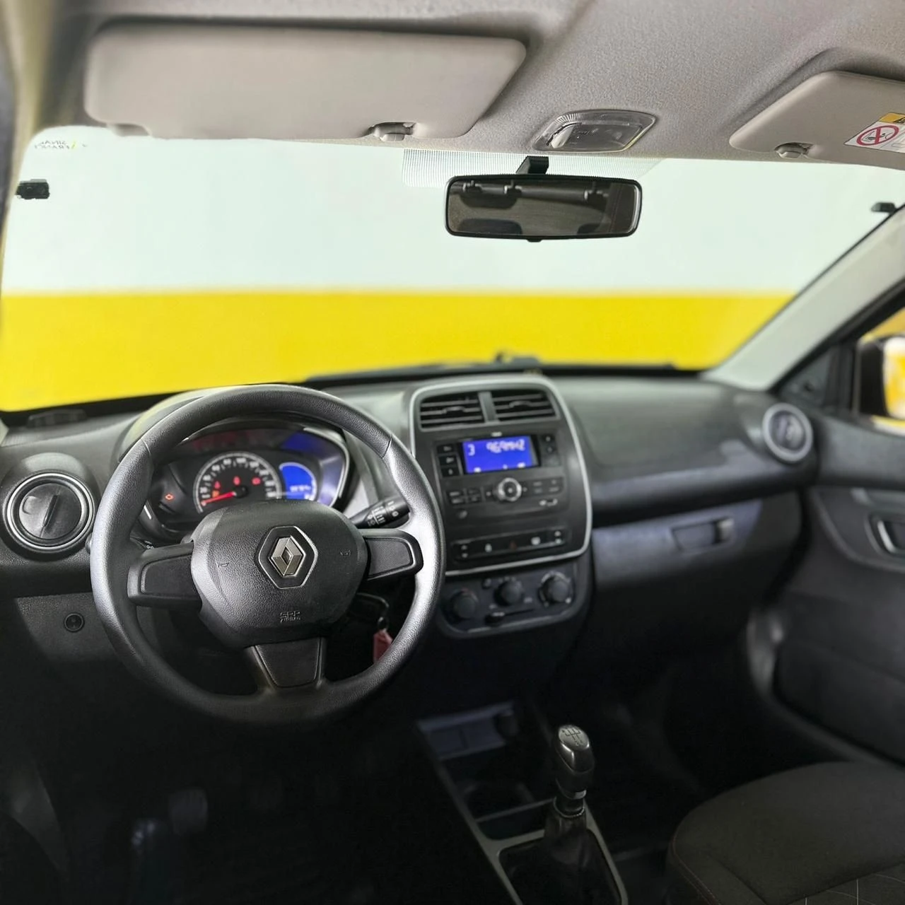 RENAULT KWID