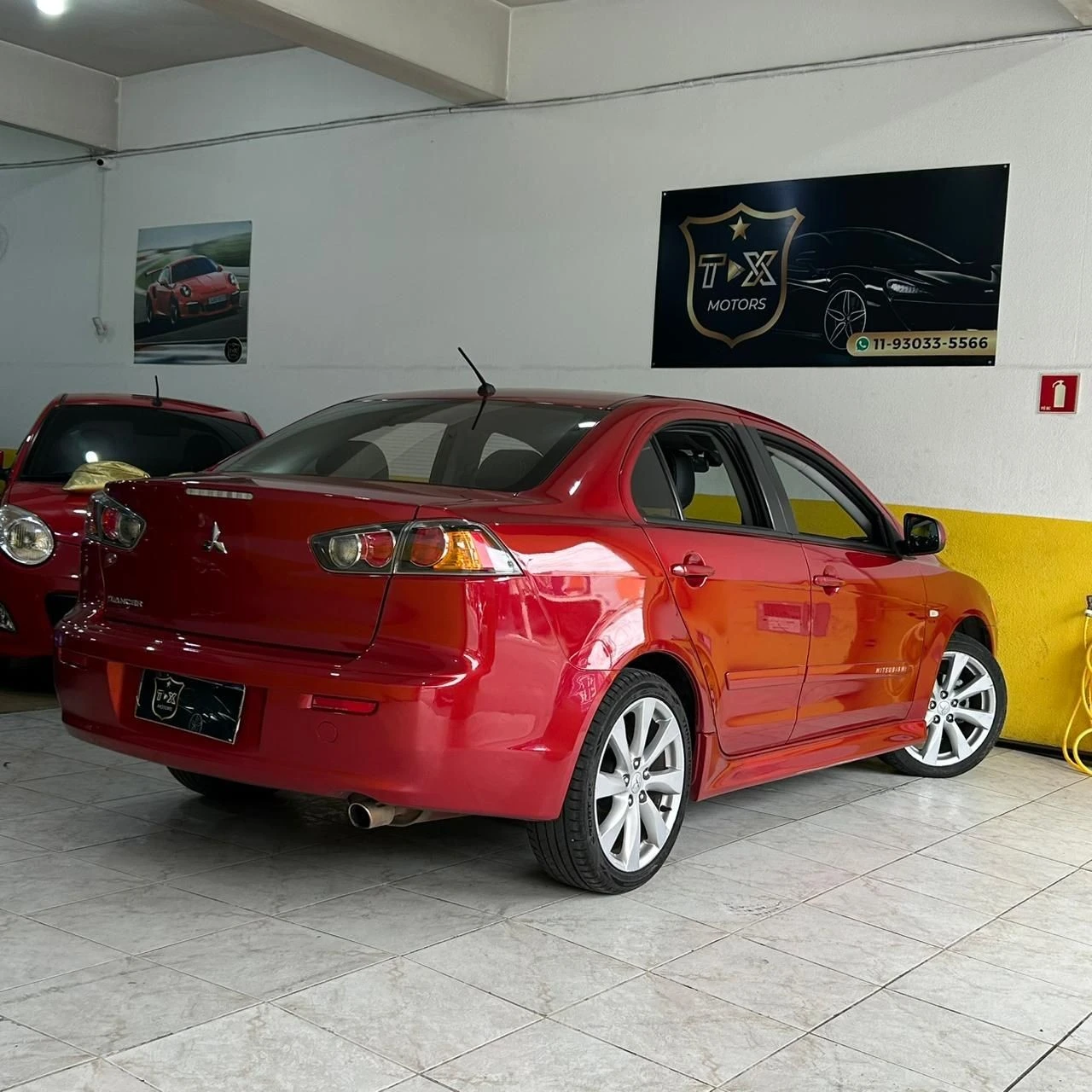 MITSUBISHI LANCER