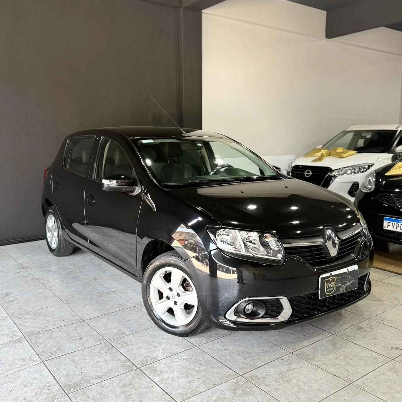 RENAULT SANDERO