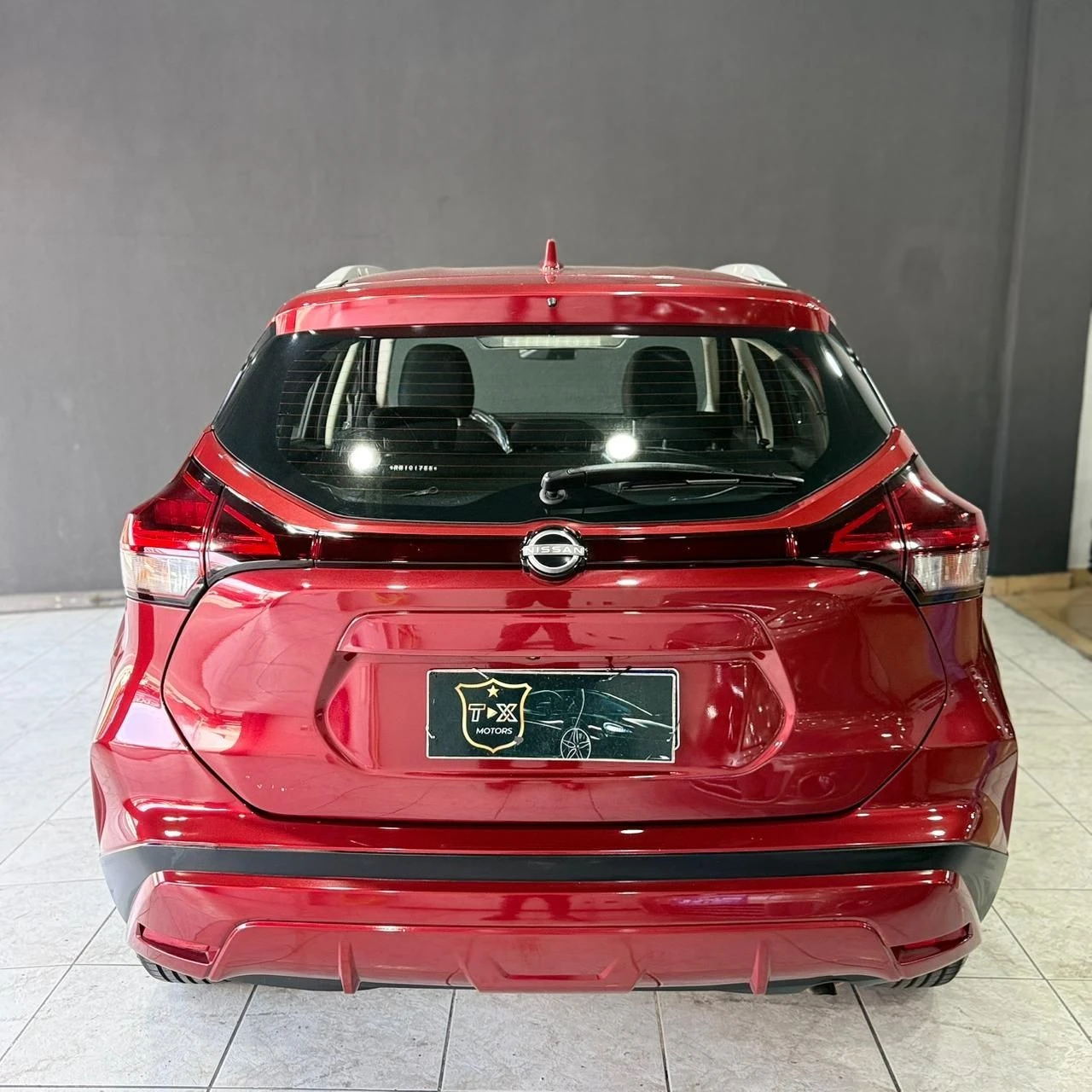 NISSAN KICKS