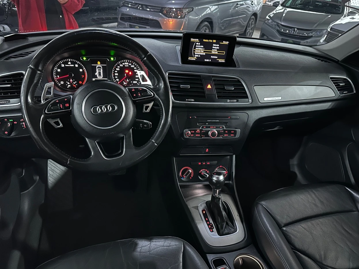Q3 2.0 TFSI ATTRACTION QUATTRO