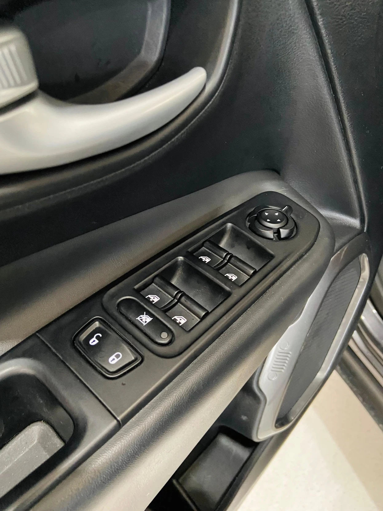 RENEGADE 1.3 T270 TURBO LONGITUDE