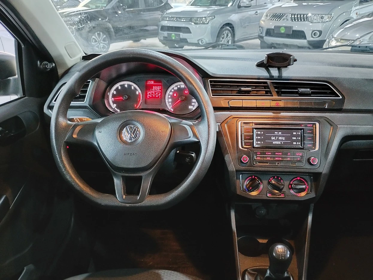 VOYAGE 1.0 12V MPI TOTALFLEX