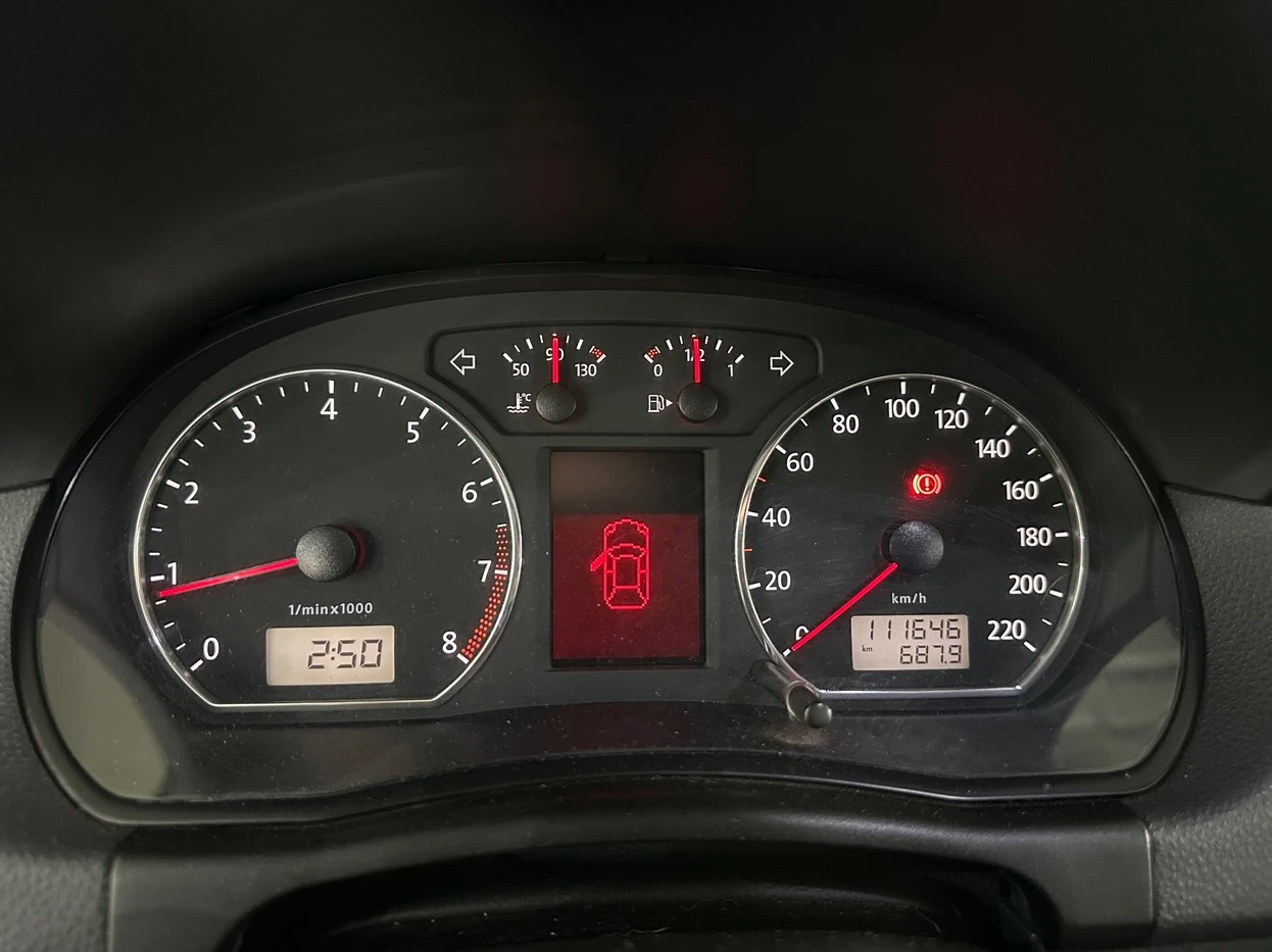 POLO SEDAN 1.6 MI 8V