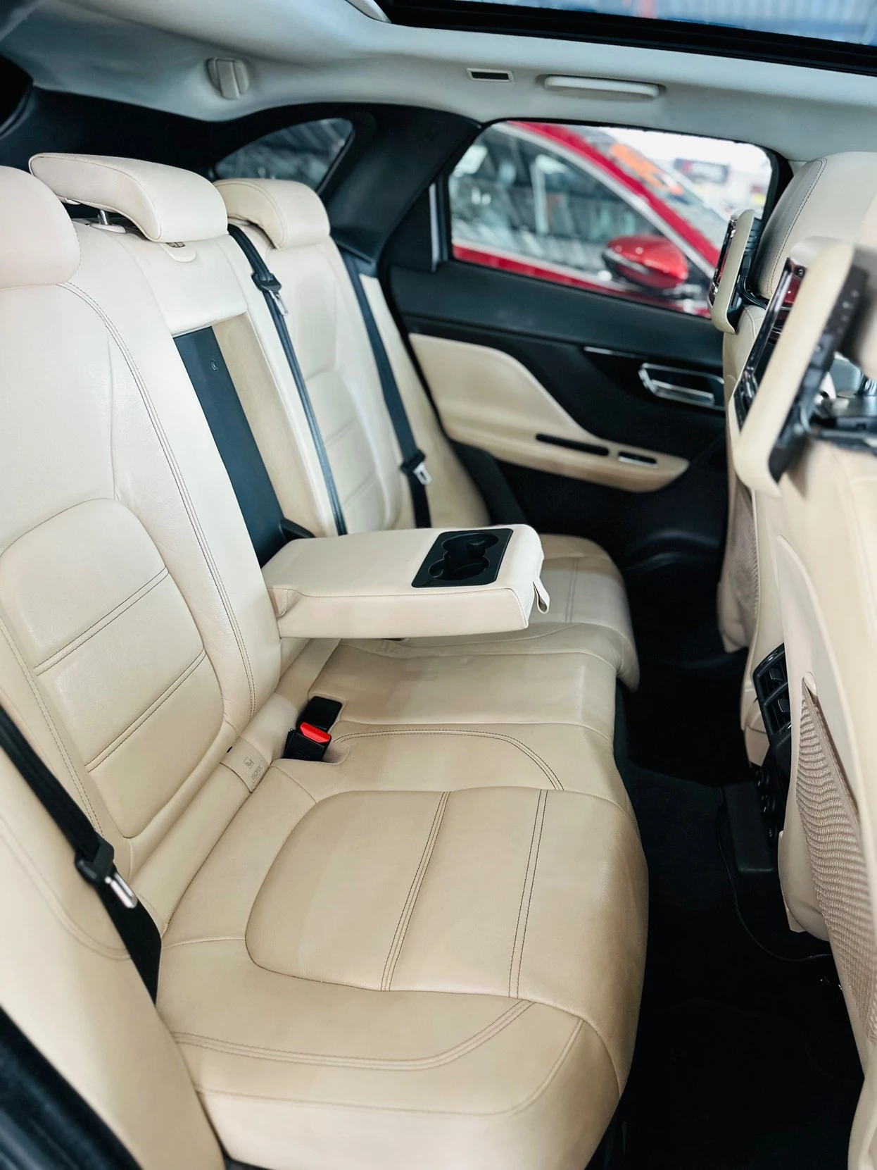 F-PACE 2.0 16V TURBO PRESTIGE AWD