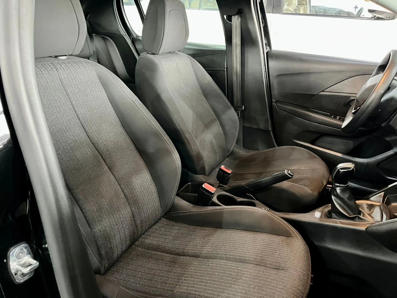 208 1.0 FIREFLY LIKE