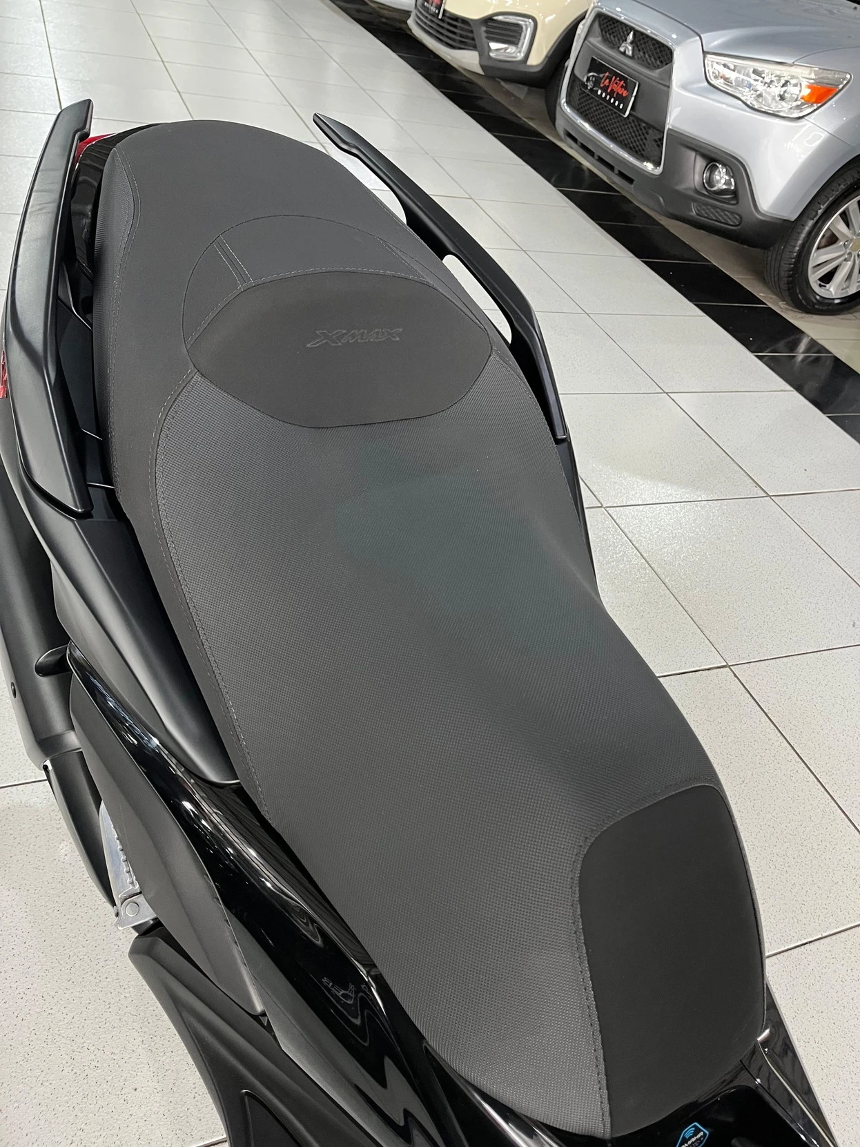 XMAX 250 CONNECTED ABS 