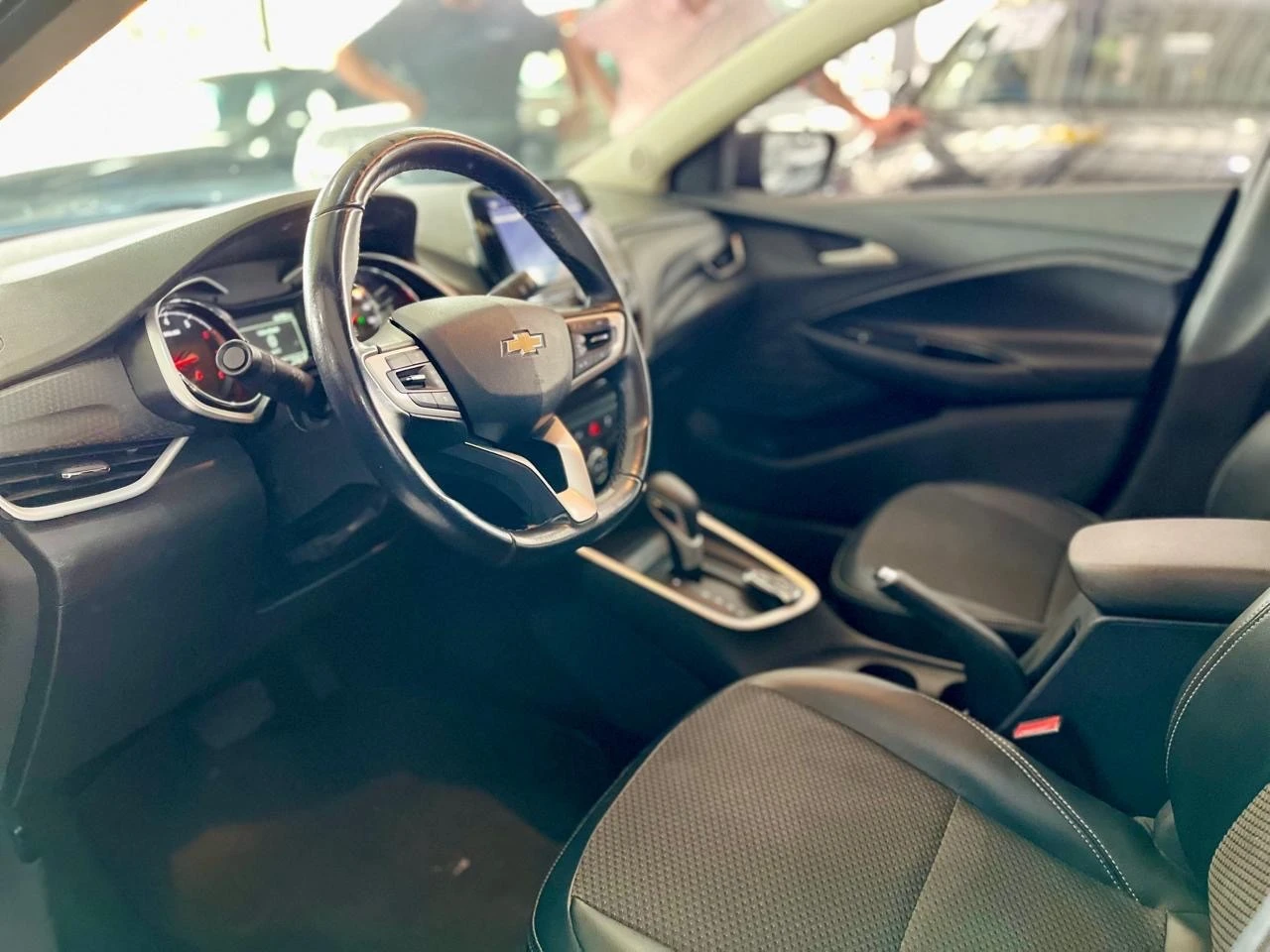 ONIX 1.0 TURBO PLUS LTZ