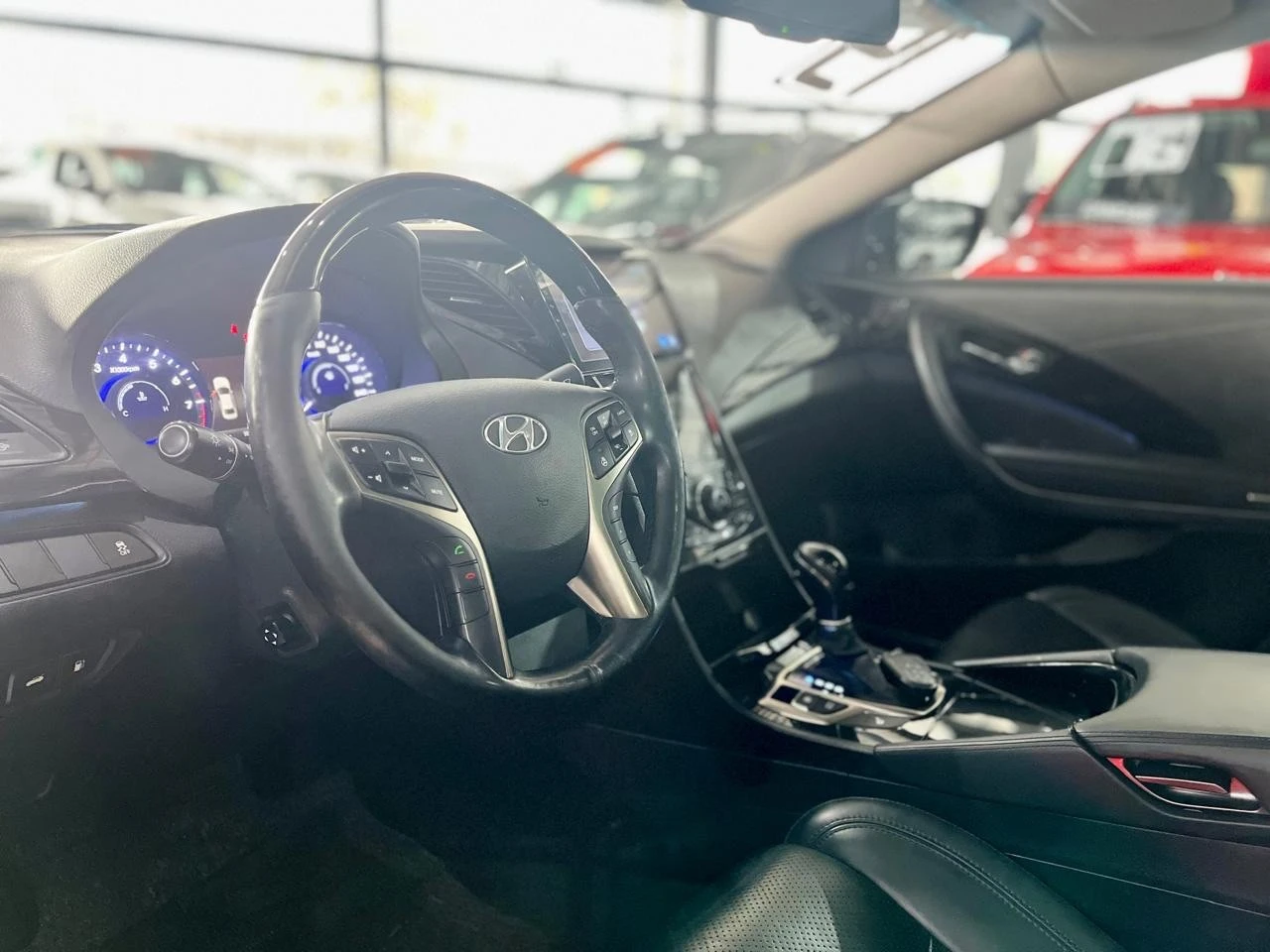 AZERA 3.0 MPFI GLS V6 24V