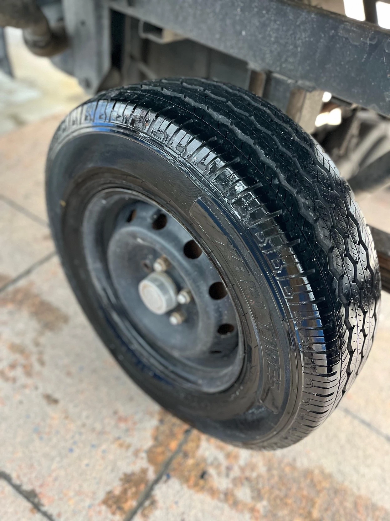 HR 2.5 TCI HD LONGO COM CACAMBA 4X2 8V 97CV TURBO INTERCOOLER