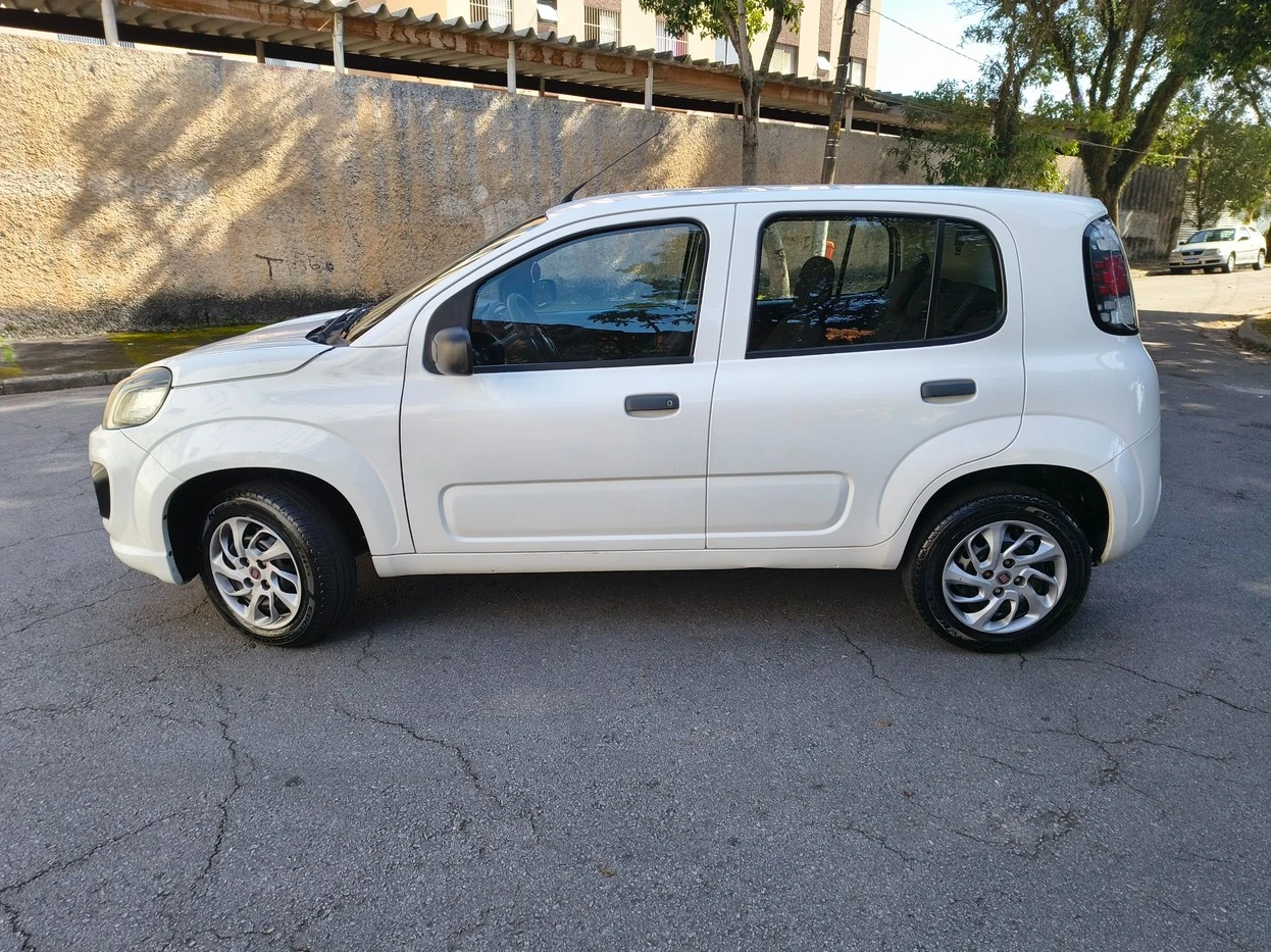 FIAT UNO