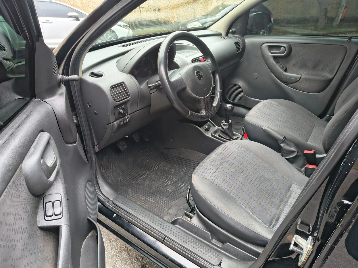 CHEVROLET CORSA