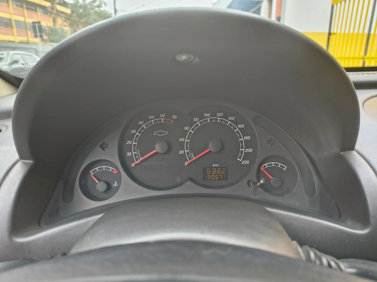 CHEVROLET CORSA