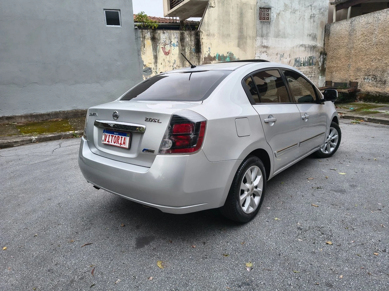 NISSAN SENTRA
