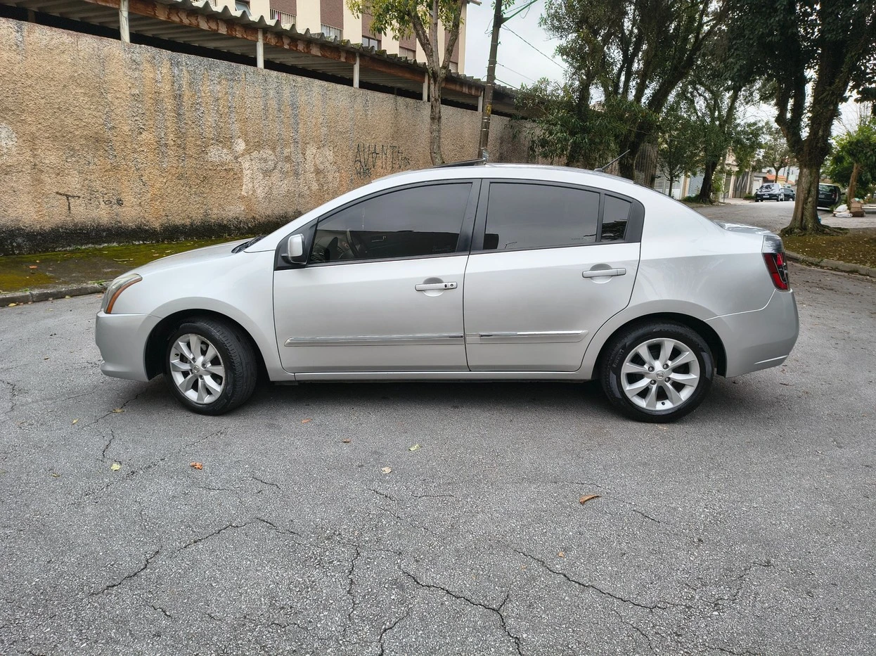 NISSAN SENTRA