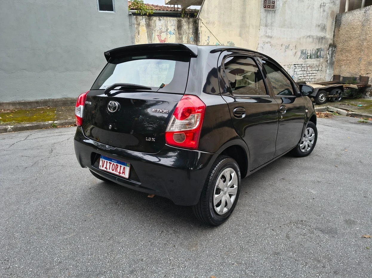 TOYOTA ETIOS