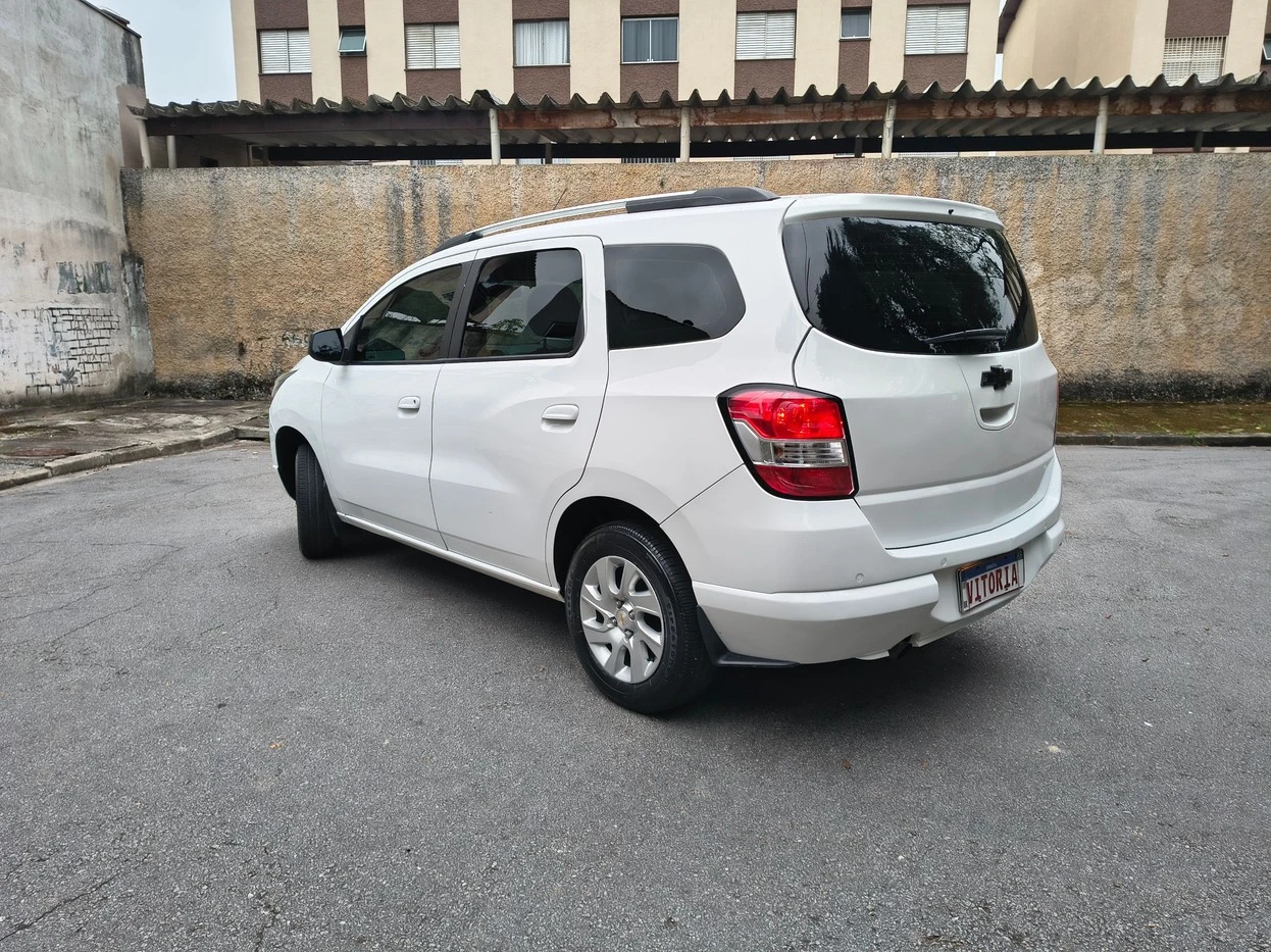 CHEVROLET SPIN