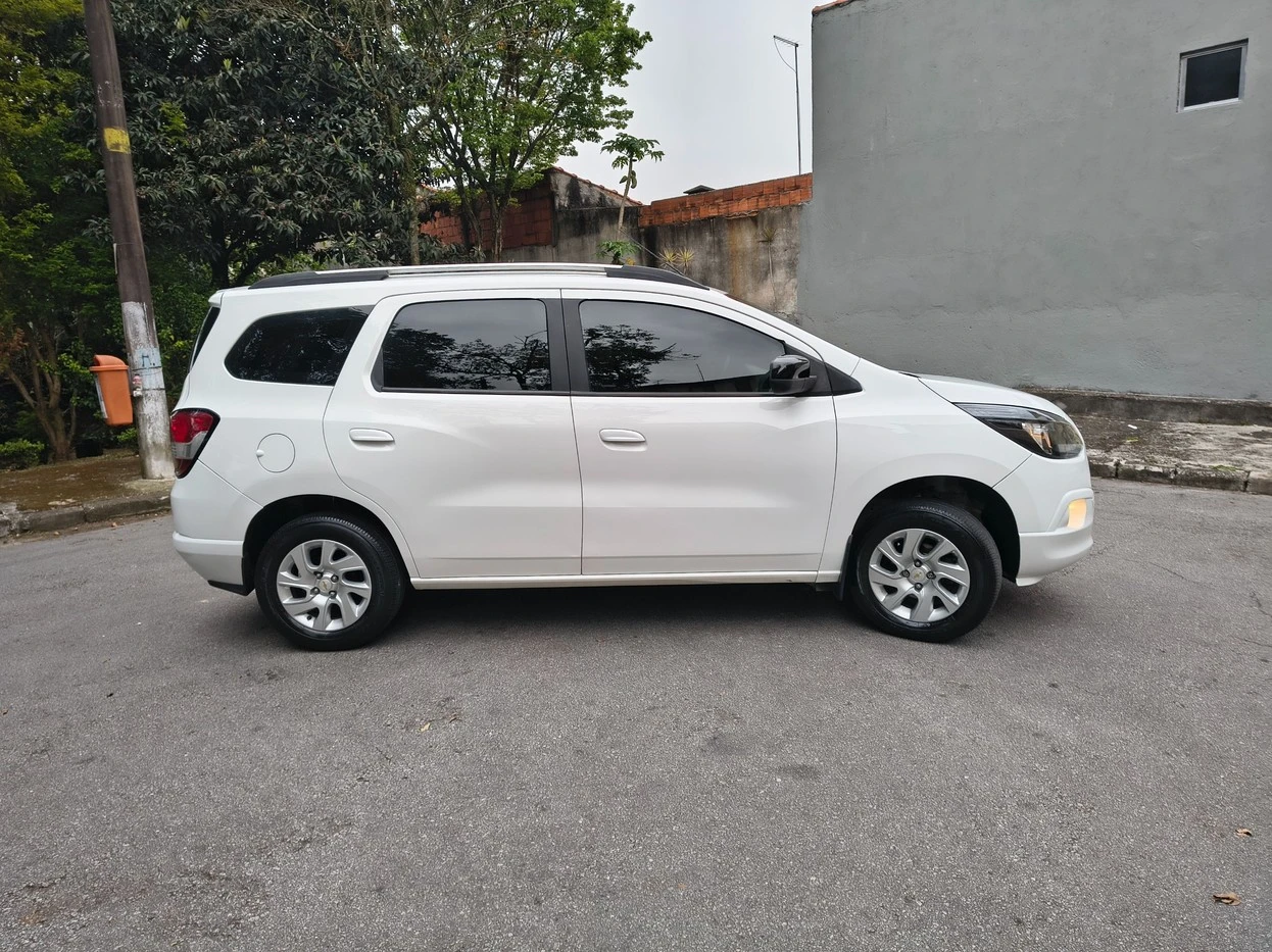 CHEVROLET SPIN