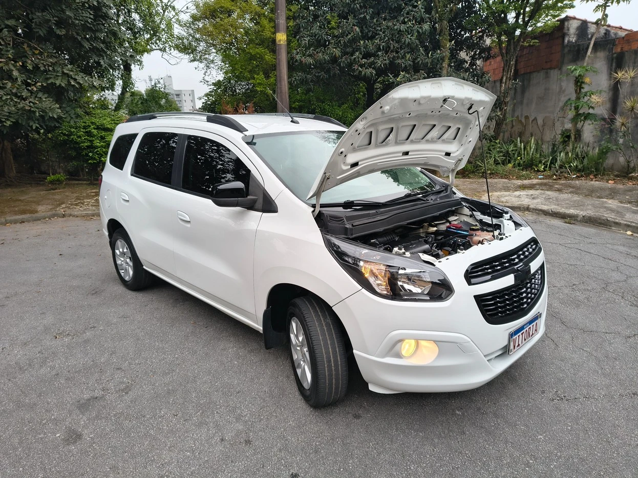 CHEVROLET SPIN