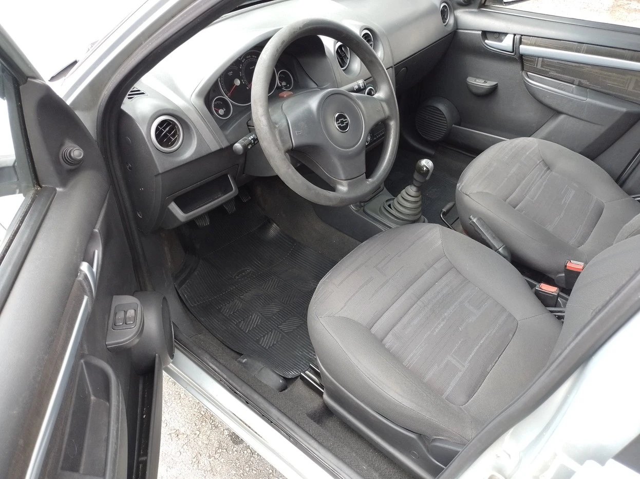 CHEVROLET PRISMA