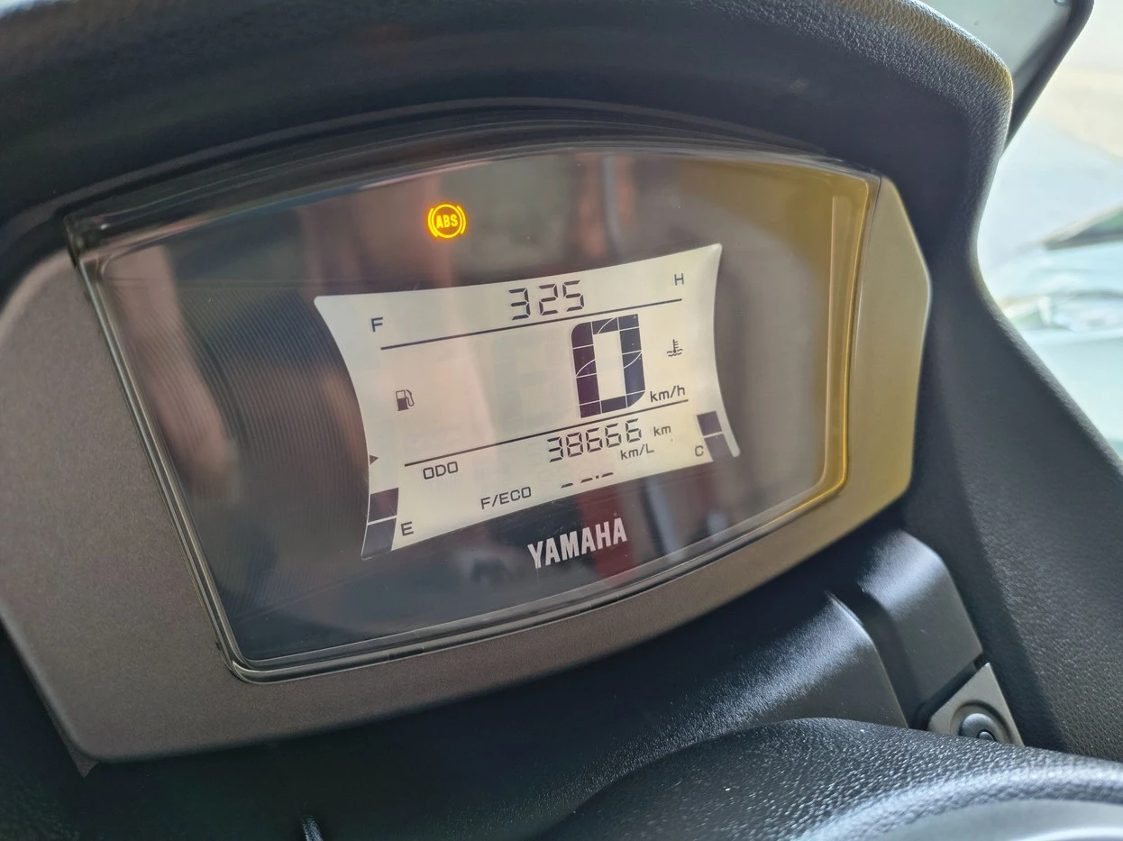 YAMAHA NMAX 160 ABS