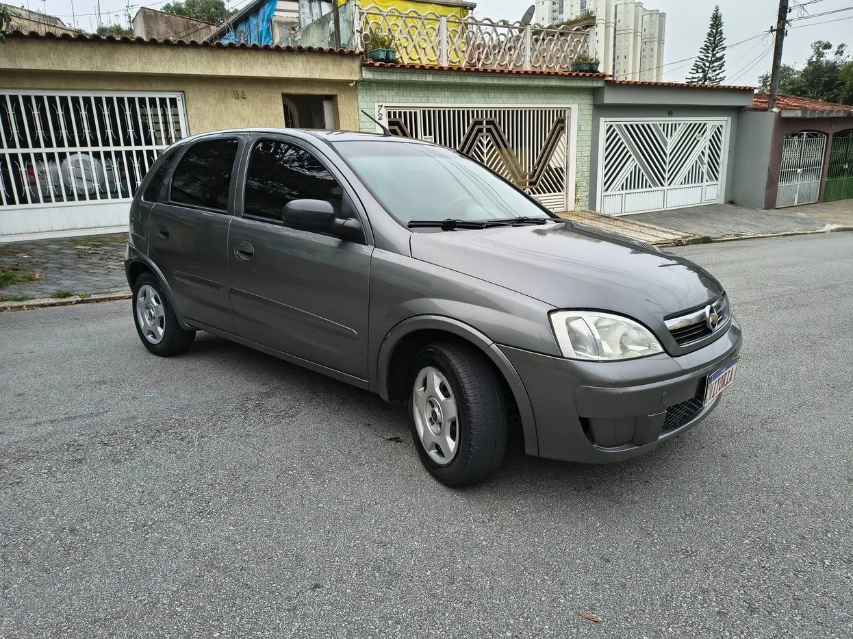 CHEVROLET CORSA