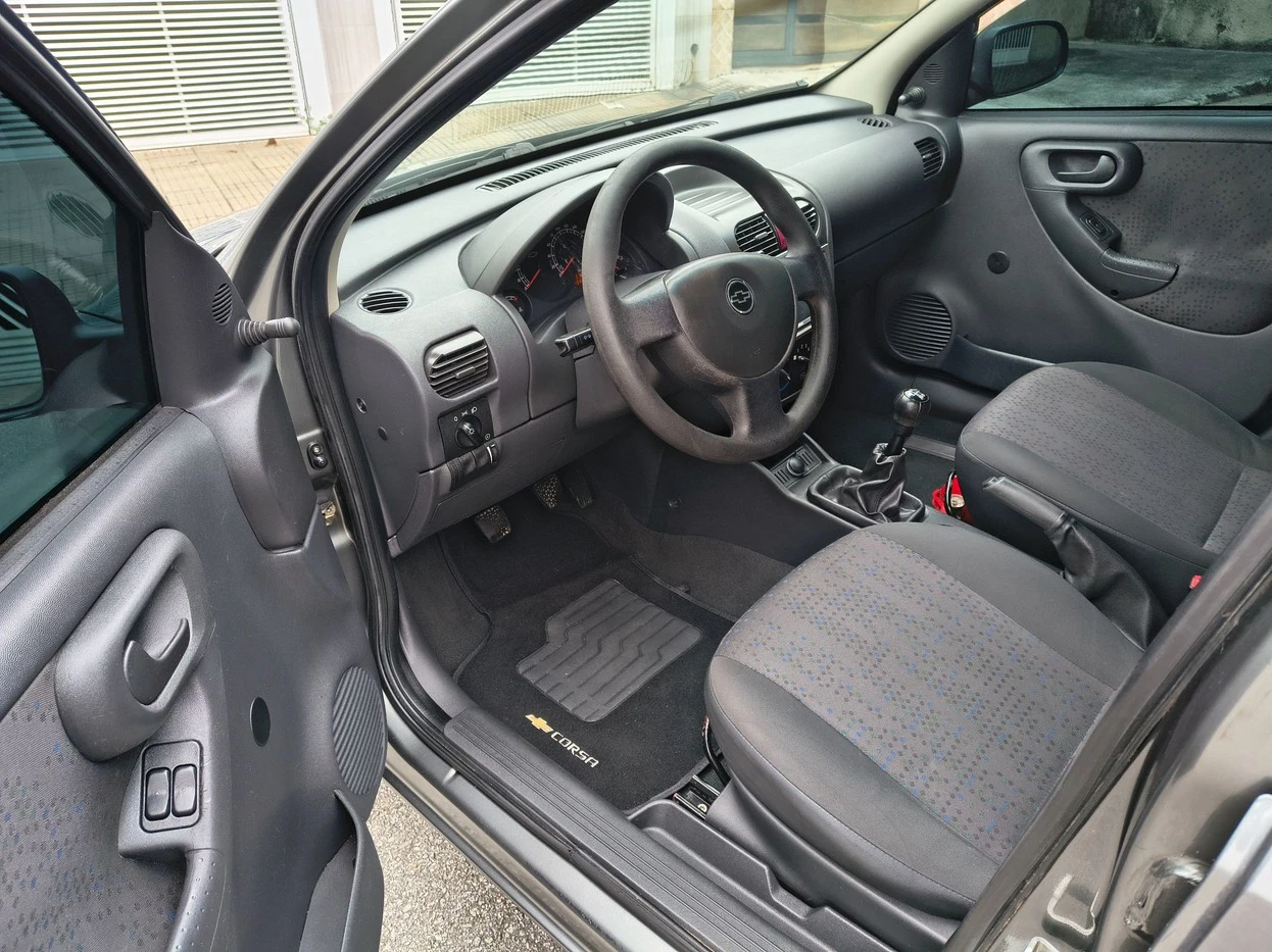 CHEVROLET CORSA