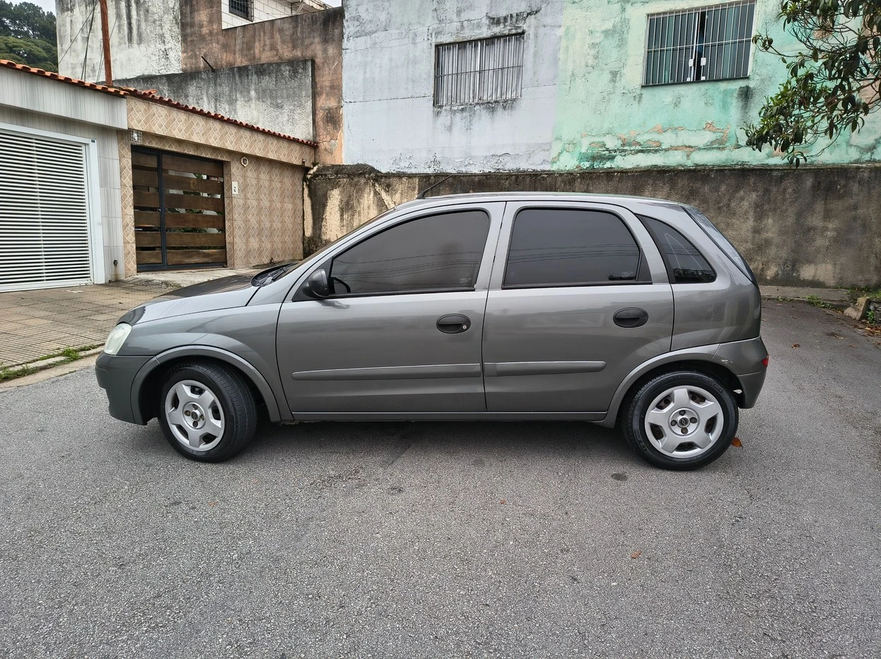 CHEVROLET CORSA