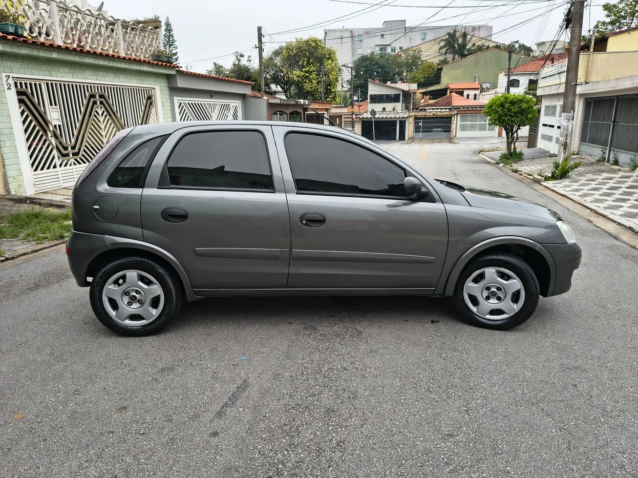 CHEVROLET CORSA