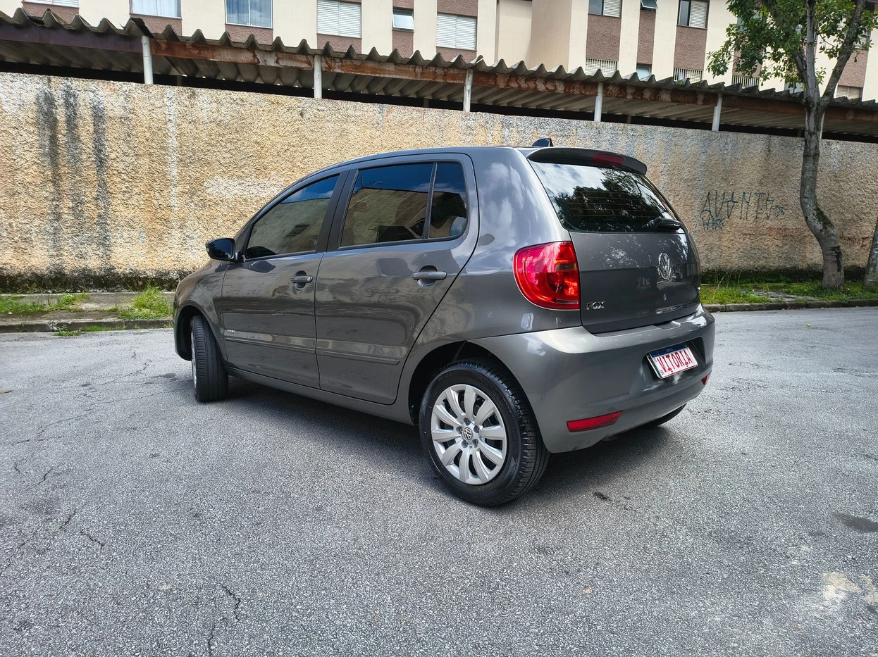 VOLKSWAGEN FOX
