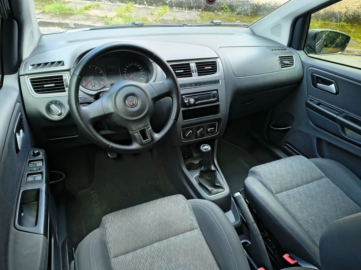 VOLKSWAGEN FOX