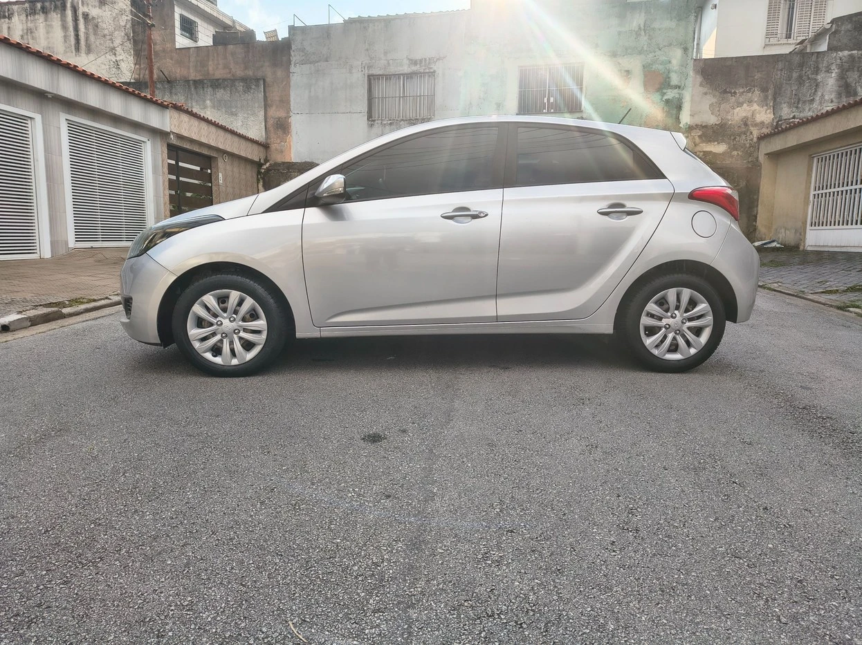 HB20 1.6 COMFORT PLUS 16V