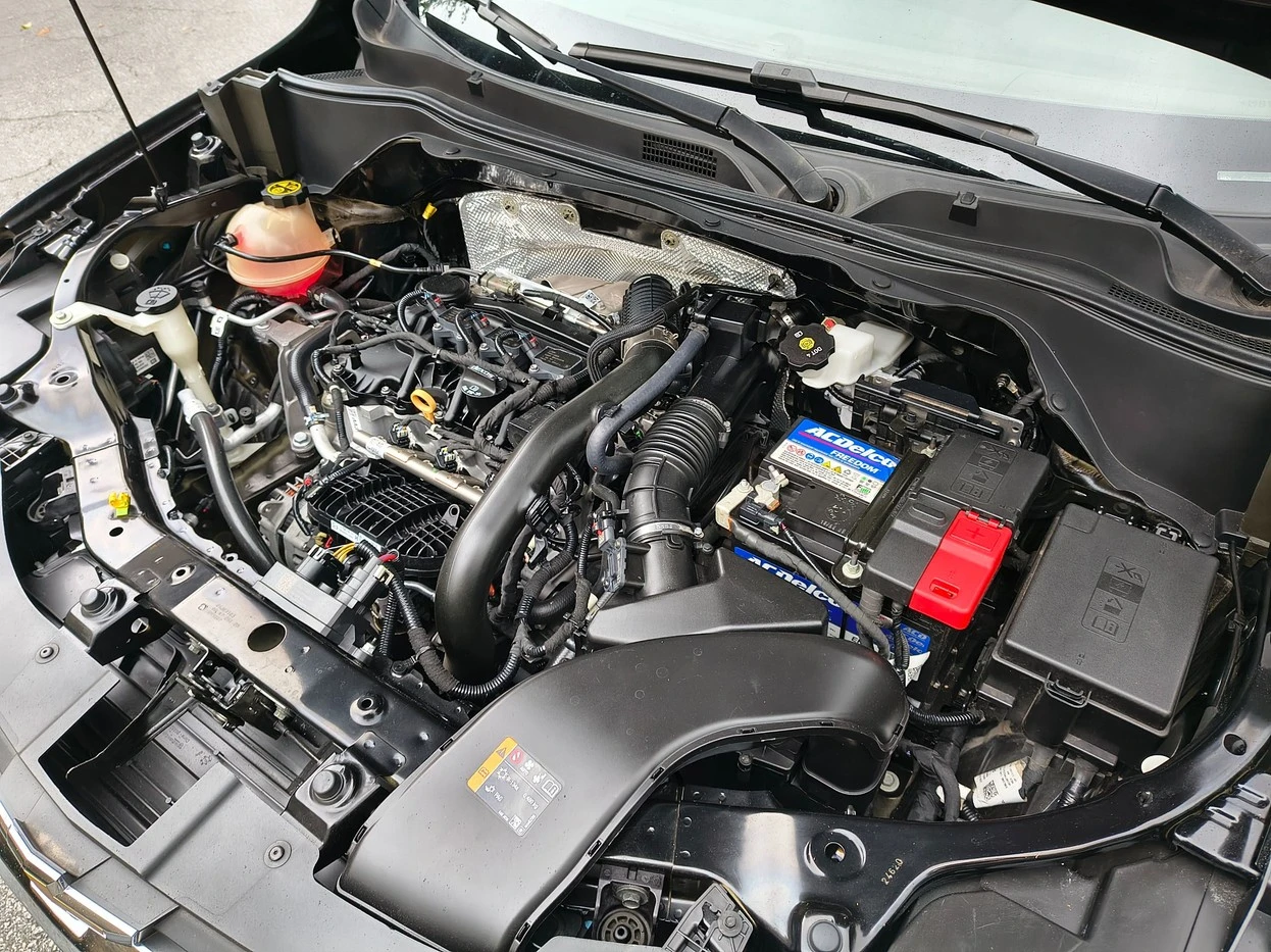 TRACKER 1.0 TURBO LT