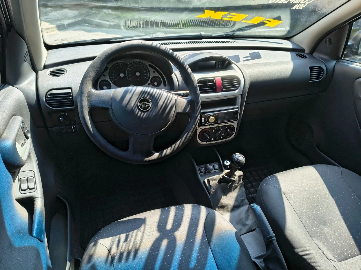 CORSA 1.4 MPFI PREMIUM SEDAN 8V