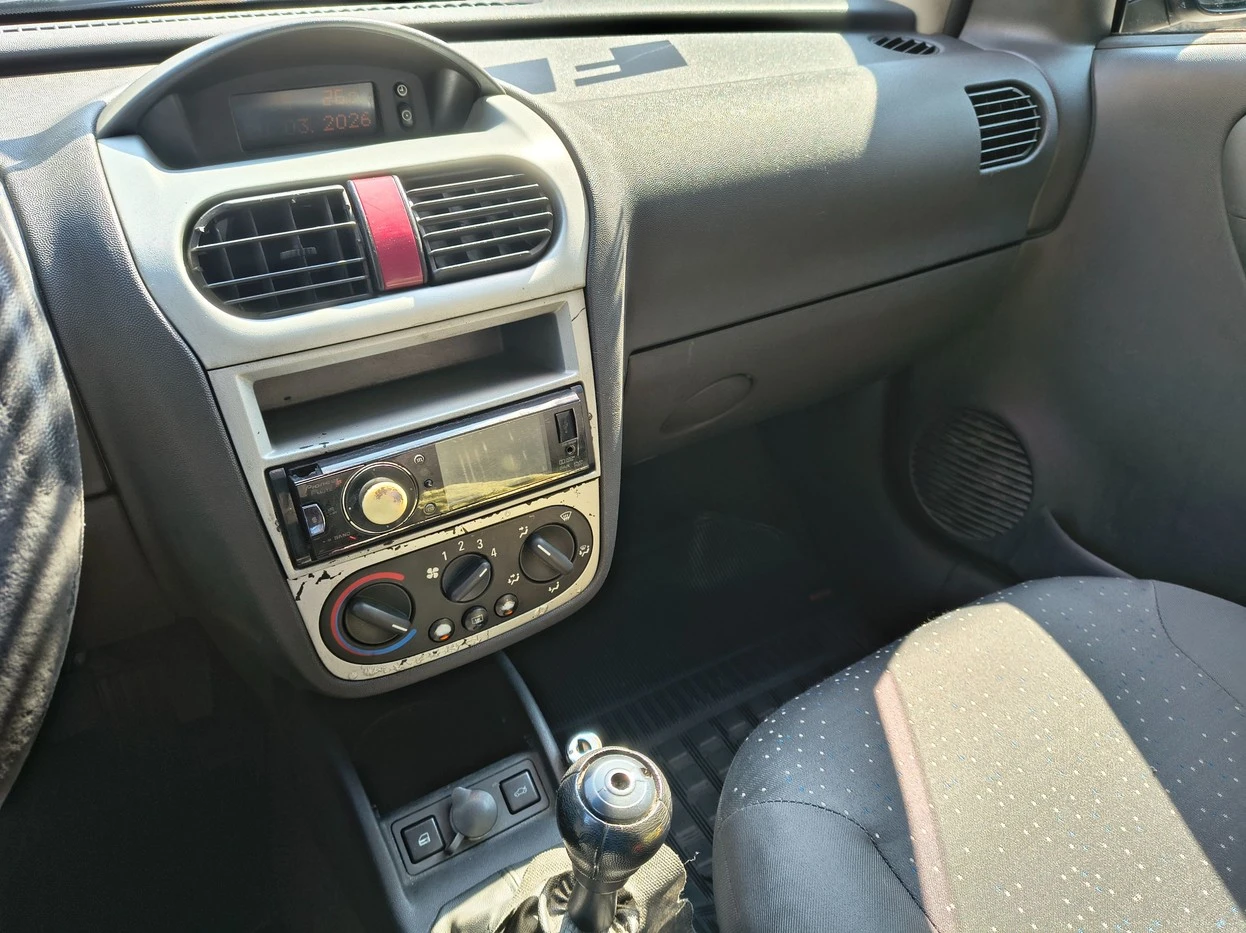 CORSA 1.4 MPFI PREMIUM SEDAN 8V