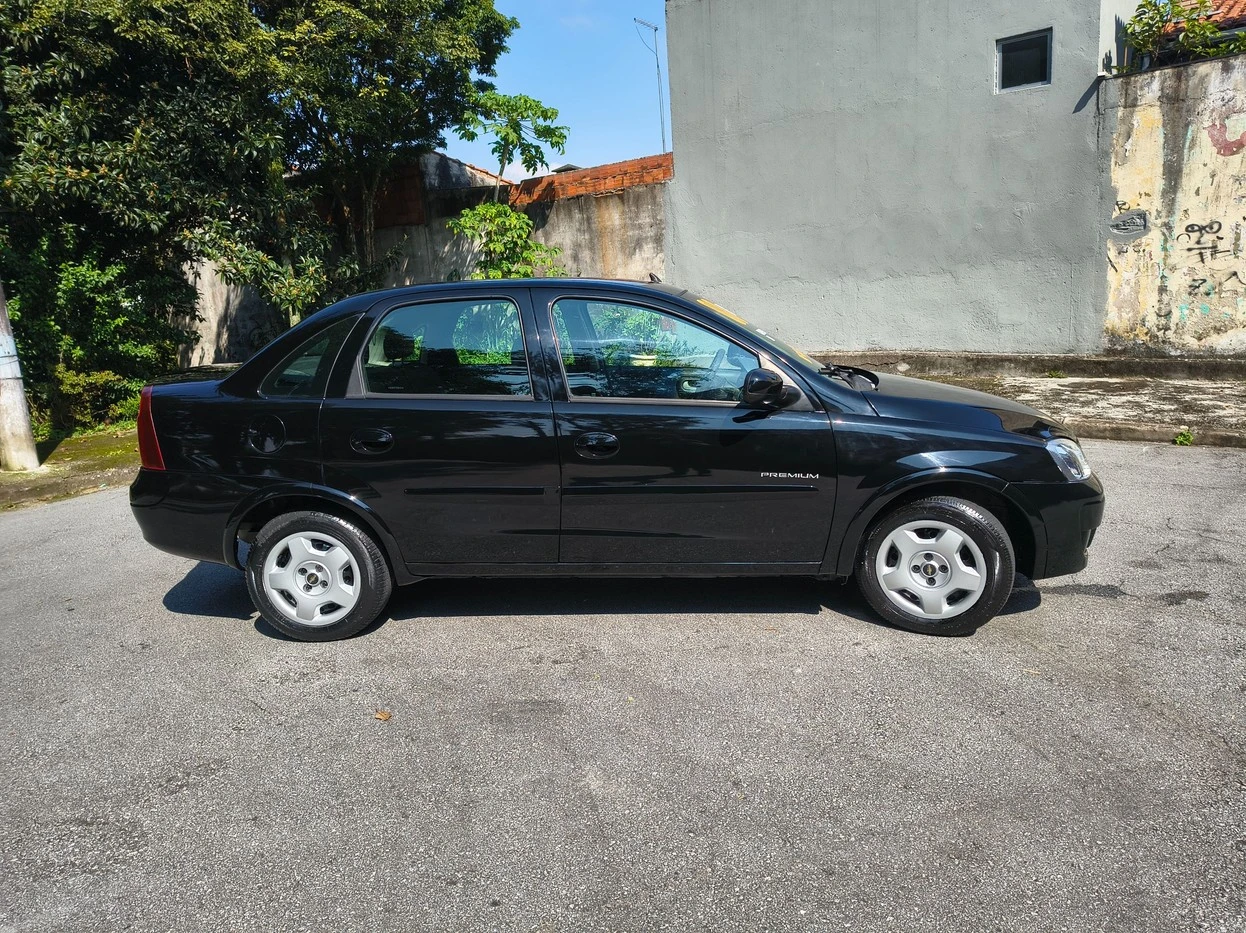 CORSA 1.4 MPFI PREMIUM SEDAN 8V