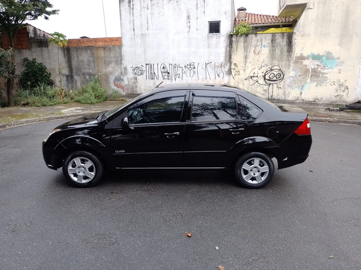 FIESTA 1.6 MPI CLASS SEDAN 8V