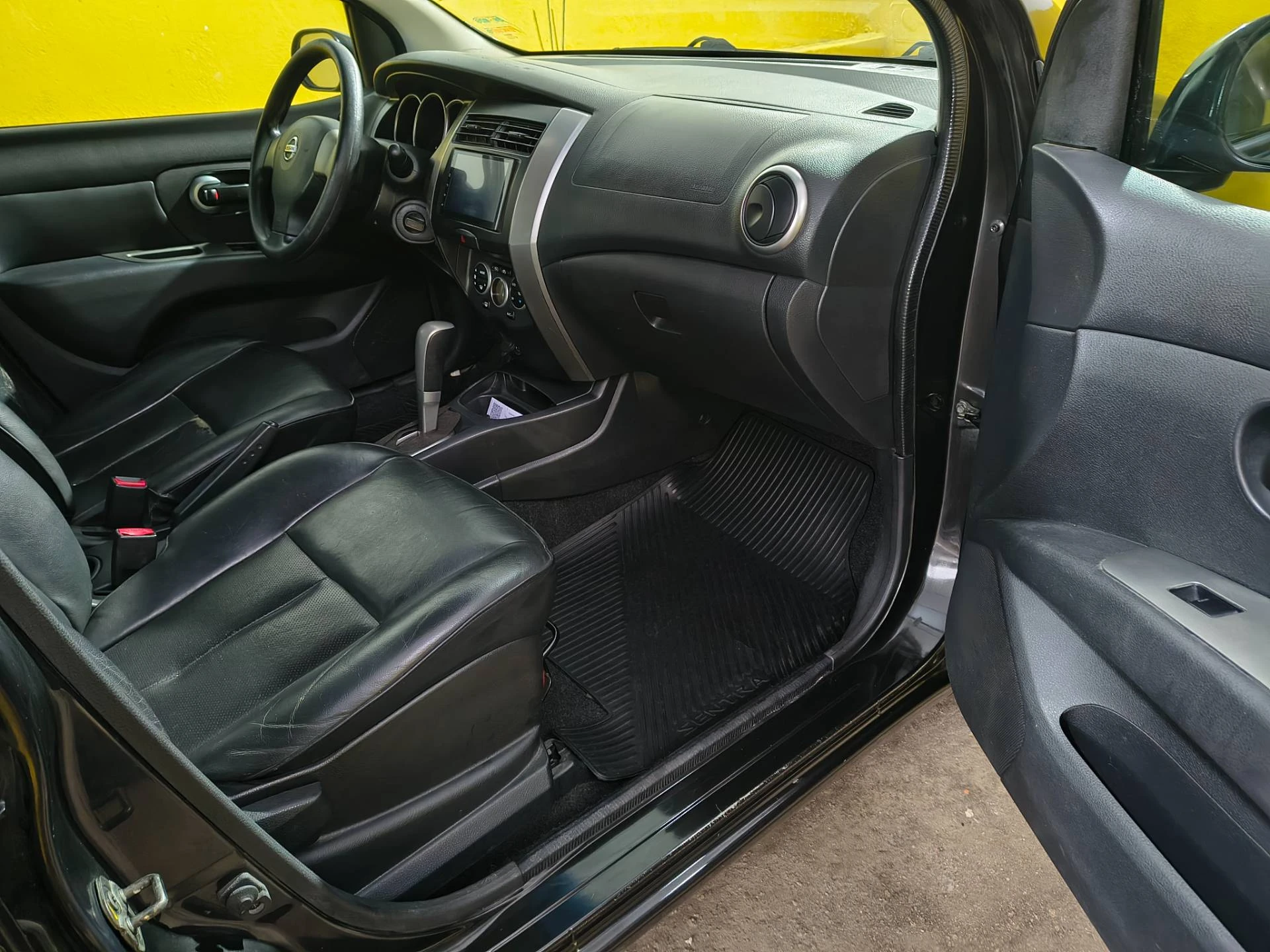 LIVINA 1.8 SL 16V