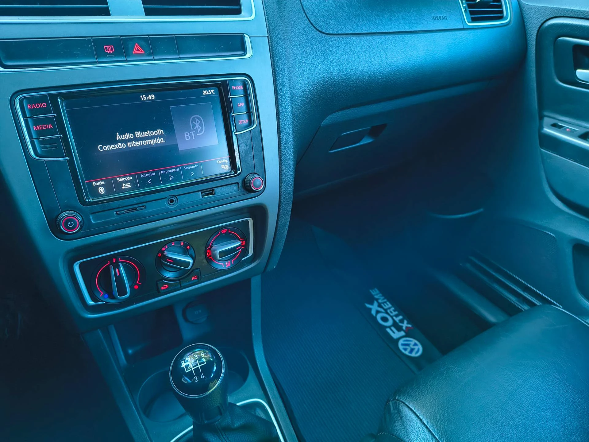 VOLKSWAGEN FOX